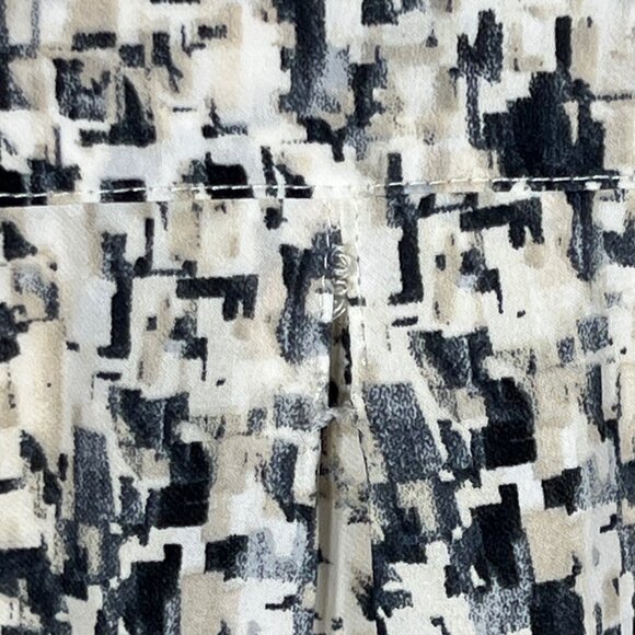 CABI Shatter Blouse Geometric Print White Taupe Black Gray Sz S #3094 - Picture 8 of 8